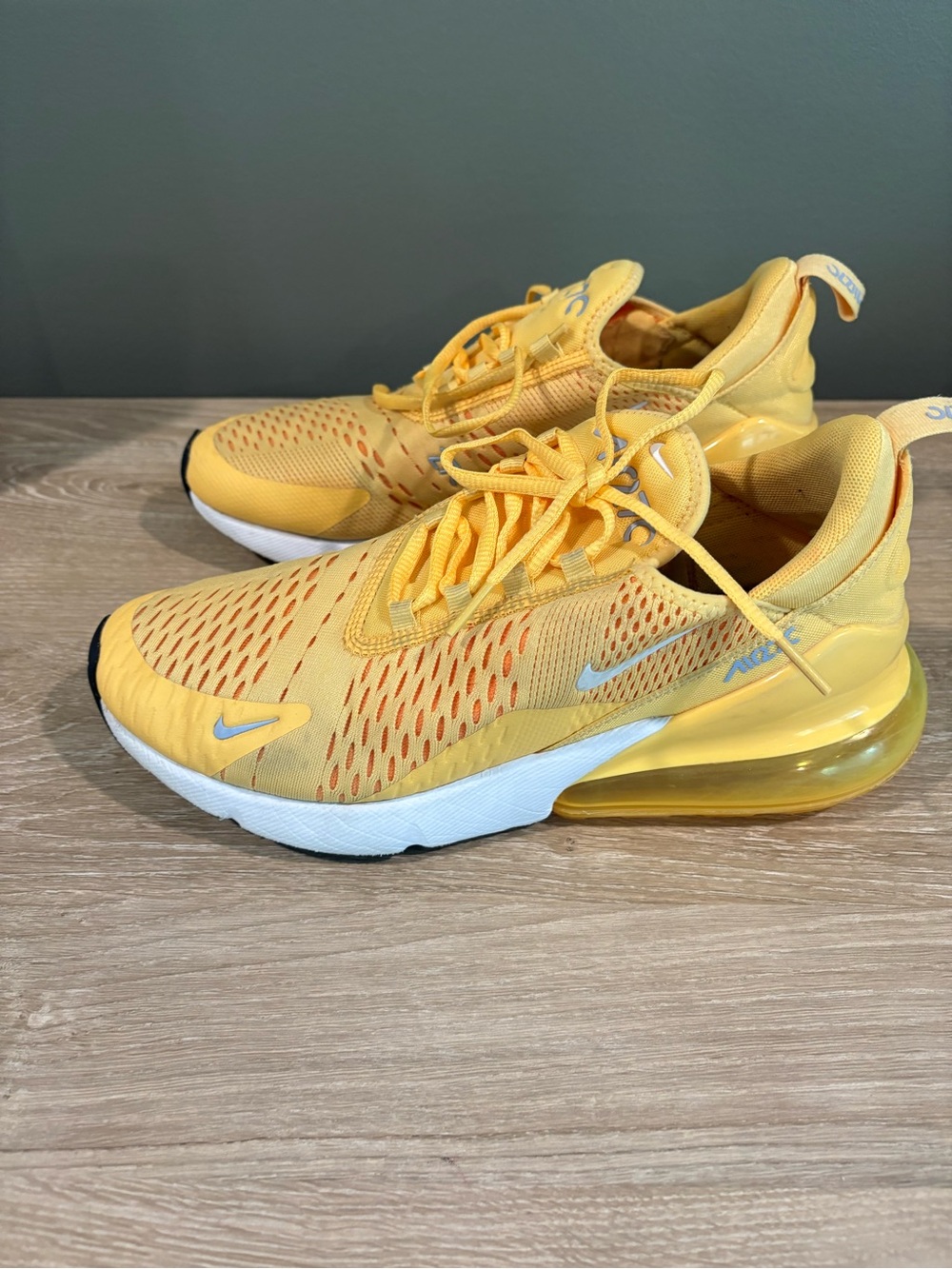 Nike Yellow Air Max 270 Breathable Running Shoes
